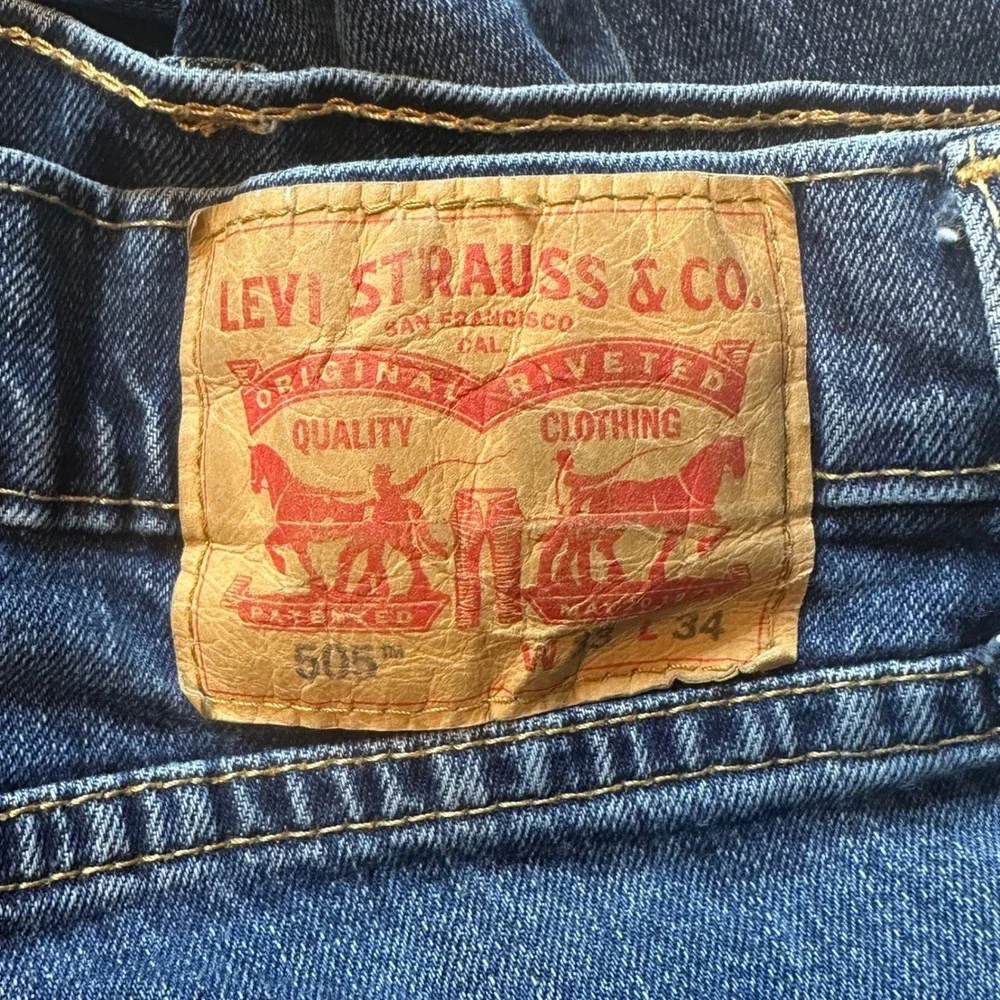Levi's 505 Jeans Mens 33x34 (32x31) Blue‎ Regular Fit Straight Leg Stretch Denim